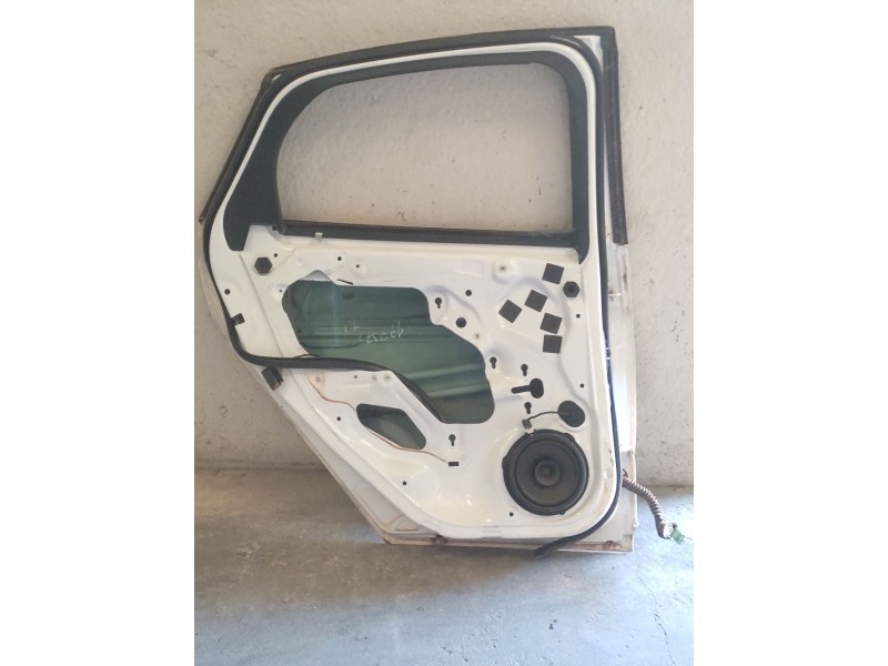 Recambio de puerta trasera izquierda para ford focus lim. (cb8) titanium referencia OEM IAM   