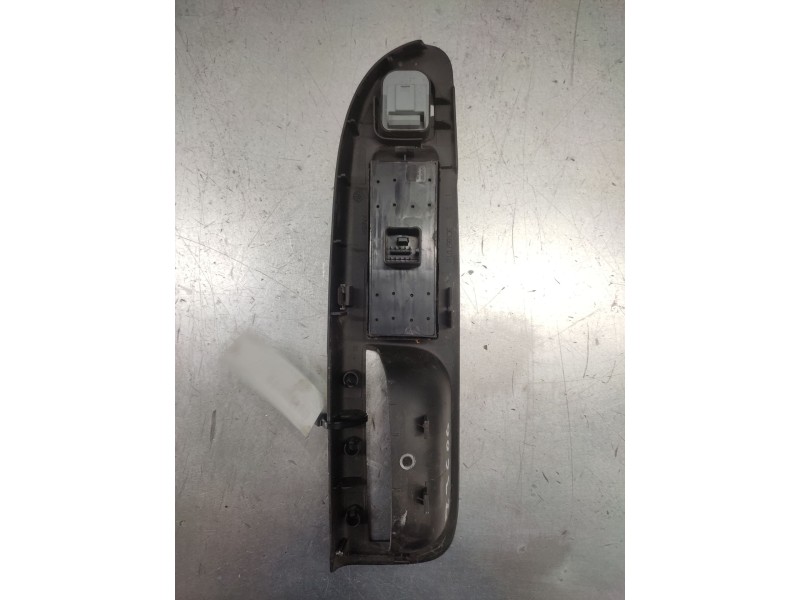Recambio de mando elevalunas delantero izquierdo para volkswagen passat berlina (3c2) advance referencia OEM IAM 1K4959857A  