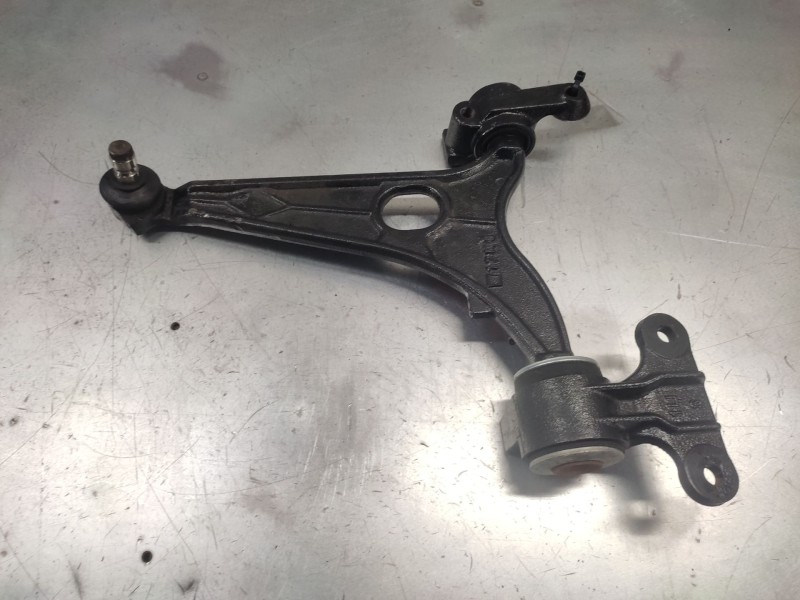 Recambio de brazo suspension inferior delantero izquierdo para peugeot expert tepee l1h1 premium referencia OEM IAM 17M9  