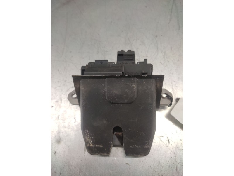 Recambio de cerradura maletero / porton para ford focus lim. (cb8) titanium referencia OEM IAM  4 PINS 