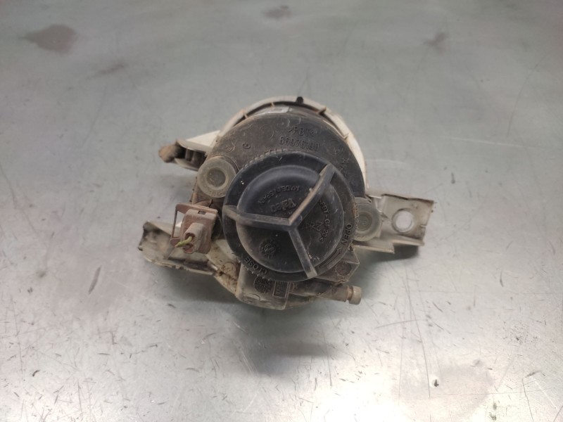 Recambio de faro antiniebla izquierdo para peugeot 206 berlina xt referencia OEM IAM  2 PINS 