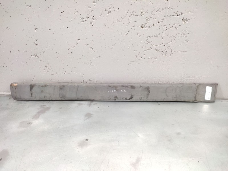 Recambio de moldura puerta delantera derecha para peugeot partner furgoneta/monovolumen (5_, g_) 1.9 d referencia OEM IAM 963456
