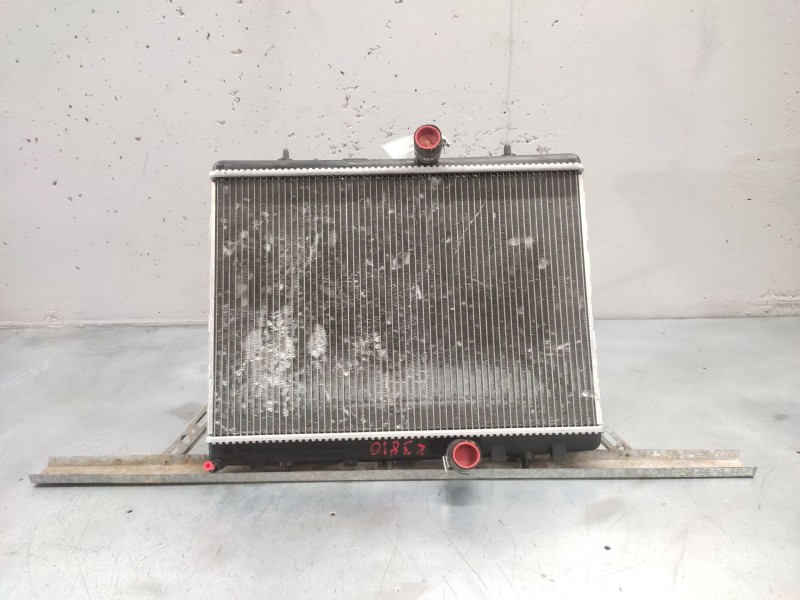 Recambio de radiador agua para peugeot 308 confort referencia OEM IAM 9657576580  