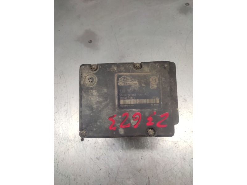 Recambio de abs para volkswagen golf iv berlina (1j1) referencia OEM IAM 1J0907379G  1J0614117C