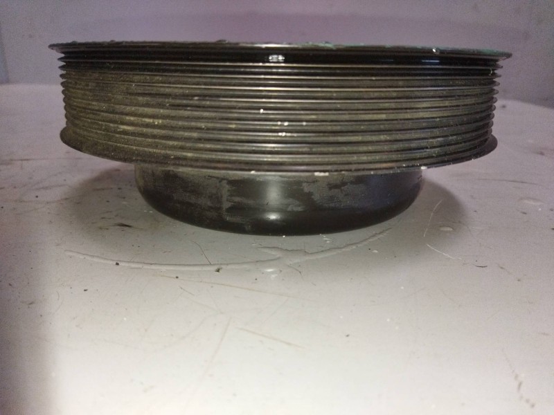 Recambio de polea para volvo fh xxx fg 4x2 low corto referencia OEM IAM 20799474  