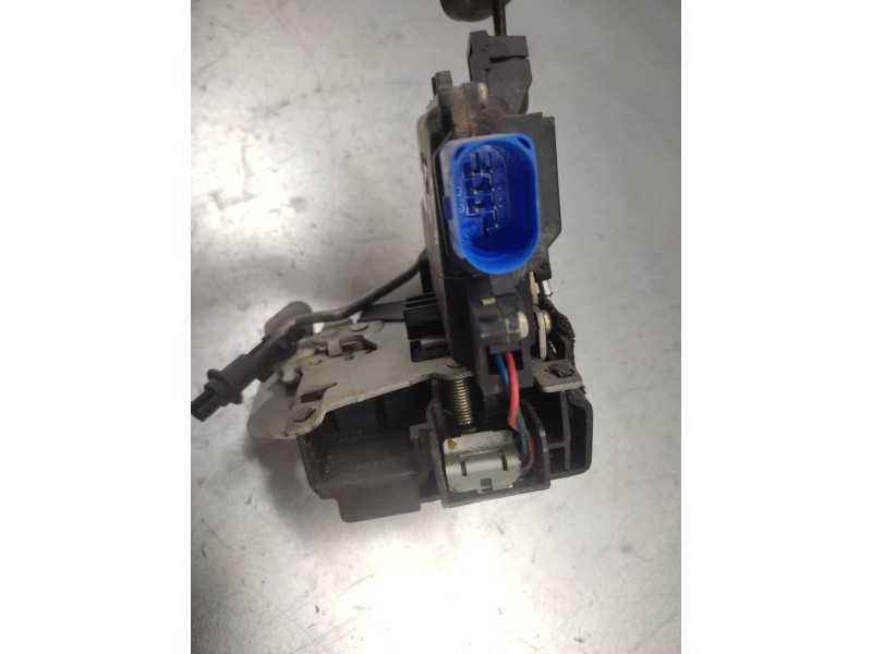 Recambio de cerradura puerta trasera derecha para audi a8 (4e2) 3.7 quattro referencia OEM IAM 4E0839016  7 PINS