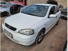 opel astra g berlina del año 2001