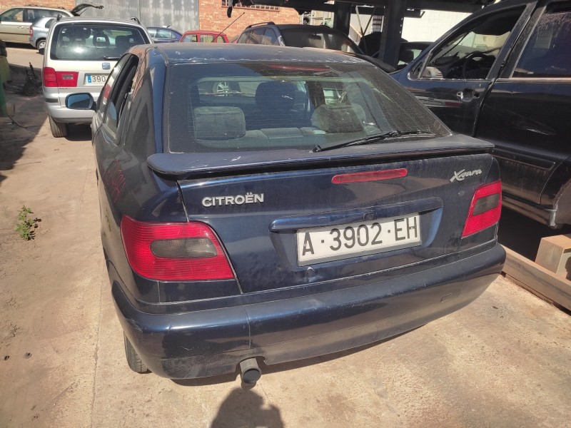 citroën xsara berlina del año 2000