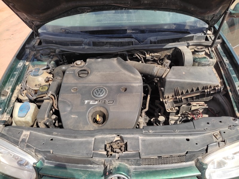 volkswagen golf iv berlina (1j1) del año 1999