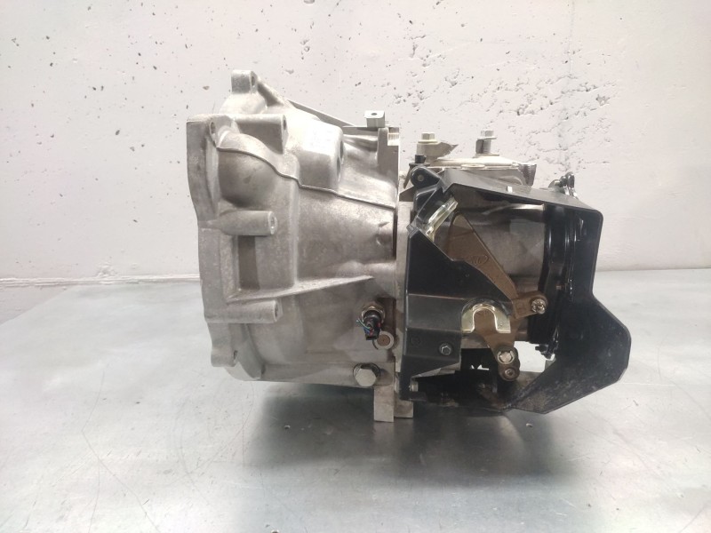Recambio de caja cambios para ford focus iii 1.6 ti referencia OEM IAM DV6R7002ABD  