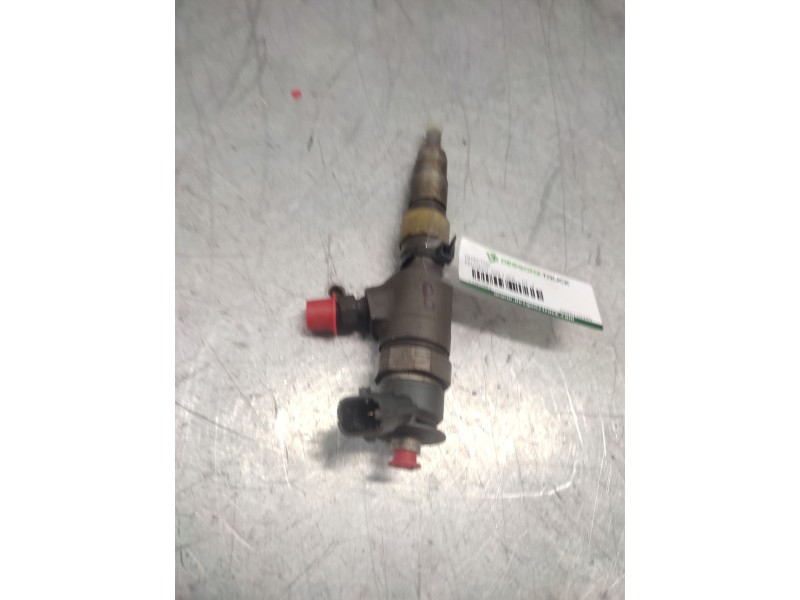 Recambio de inyector para peugeot 208 i (ca_, cc_) 1.6 hdi referencia OEM IAM 0445110340  