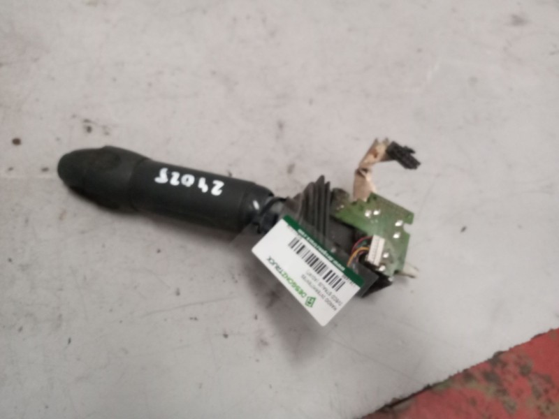 Recambio de mando intermitentes para iveco stralis (ad/at) 10.3 diesel referencia OEM IAM 504213154  