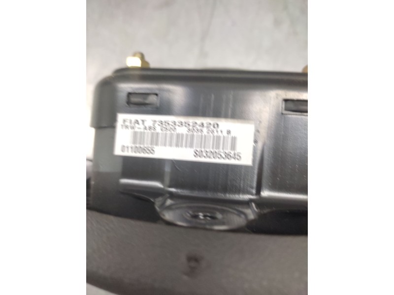 Recambio de airbag delantero izquierdo para fiat punto berlina (188) 1.2 8v referencia OEM IAM 07353352420  