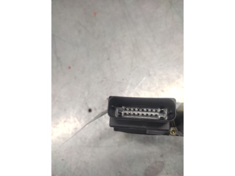 Recambio de motor elevalunas trasero izquierdo para volkswagen passat berlina (3b2) conceptline referencia OEM IAM 101439203  