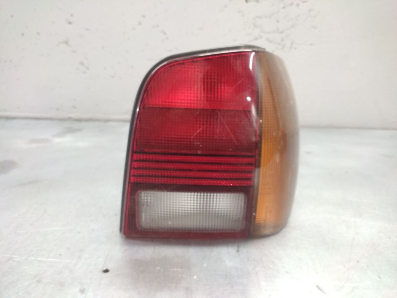 Recambio de piloto trasero derecho para volkswagen polo berlina (6n1) básico referencia OEM IAM   