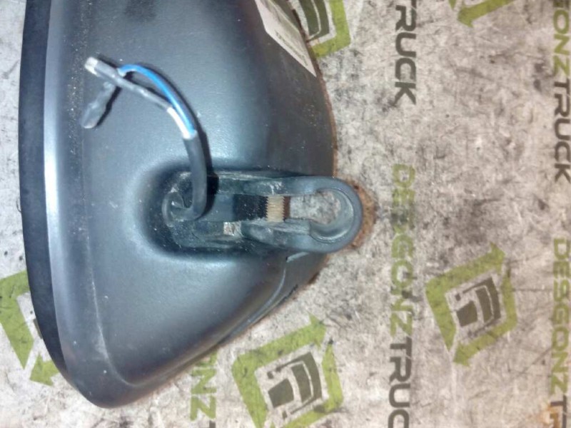 Recambio de retrovisor auxiliar para nissan trucks l80.09 l80.14 referencia OEM IAM   