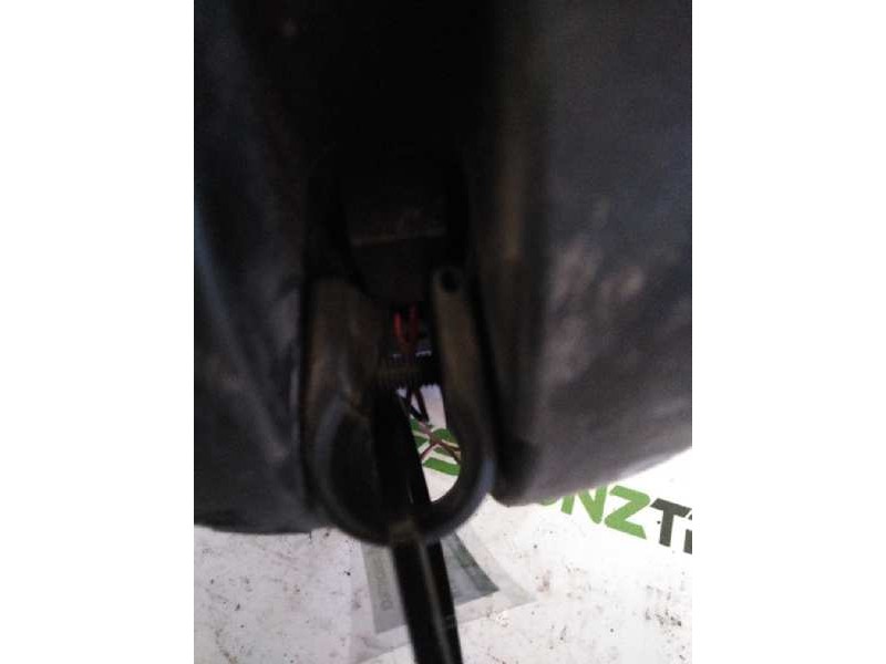 Recambio de retrovisor auxiliar para renault hd 250.18 premium e2 fg modelo 250.18 184 kw cabina para dormir referencia OEM IAM 