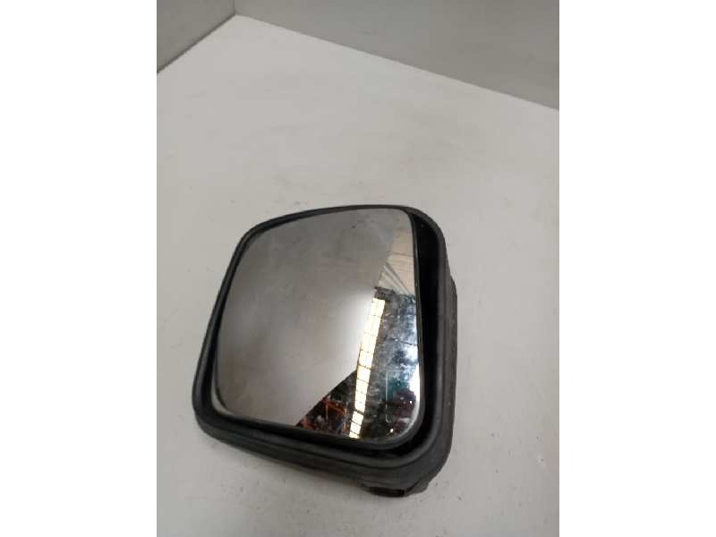 Recambio de retrovisor auxiliar para renault premium route 2006 fas 4x2 larga distancia referencia OEM IAM   