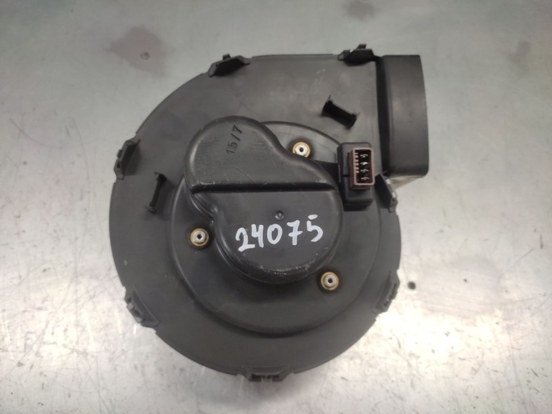 Recambio de ventilador calefaccion para citroën saxo 1.1 x referencia OEM IAM  4 PINS 