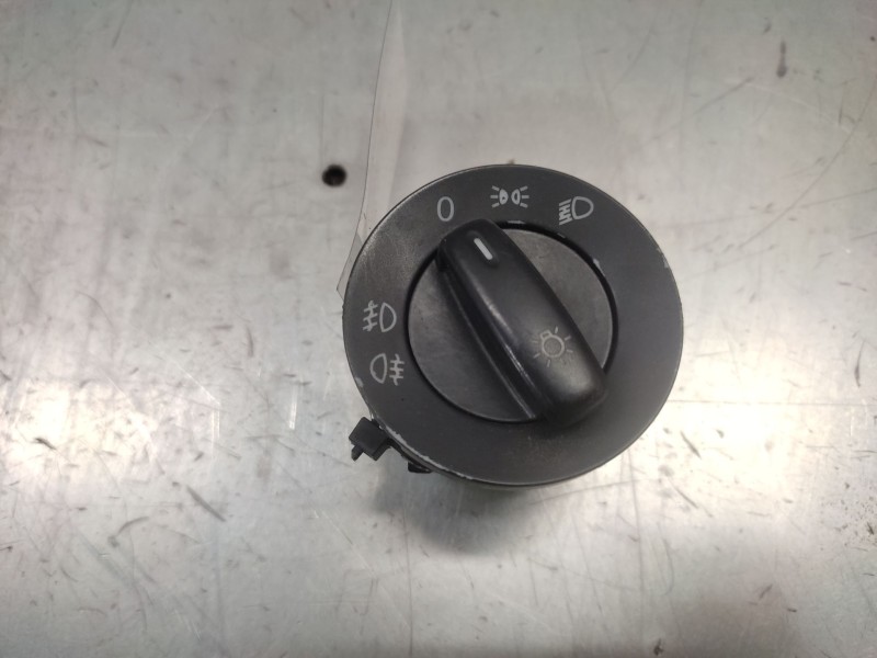 Recambio de mando luces para volkswagen jetta iii (1k2) 1.9 tdi referencia OEM IAM 1K0941431C  