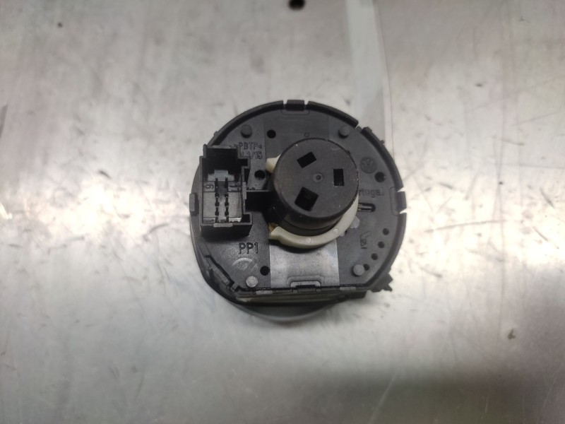 Recambio de mando luces para volkswagen jetta iii (1k2) 1.9 tdi referencia OEM IAM 1K0941431C  
