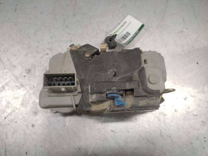 Recambio de cerradura puerta delantera izquierda para peugeot partner (s1) combispace referencia OEM IAM  6 PINS 