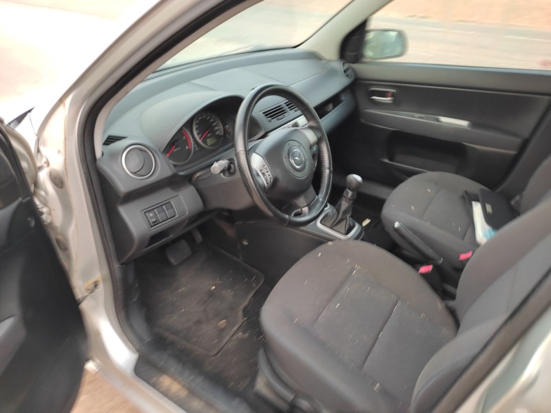 mazda 2 berlina (dy) del año 2005