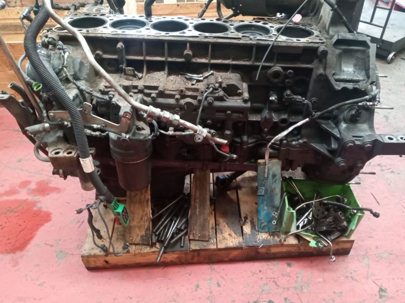 Recambio de motor completo para iveco stralis (as) 11.1 diesel referencia OEM IAM F3GFE611A 028183 