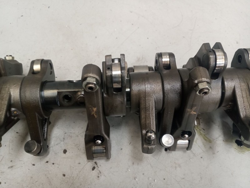 Recambio de eje balancines para renault serie t 12.8 diesel referencia OEM IAM 7421406640 7421822125 7421637266