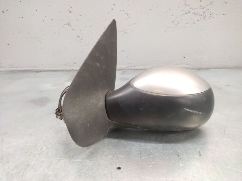 Recambio de retrovisor izquierdo para peugeot 206 berlina 1.4 hdi referencia OEM IAM  ELECTRICO 5 CABLES