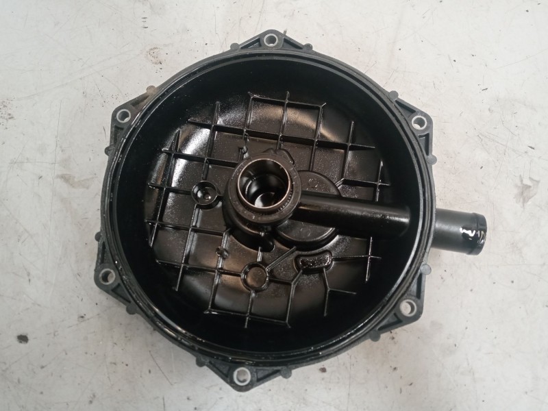 Recambio de tapa para iveco stralis (as) 11.1 diesel referencia OEM IAM 504387086  