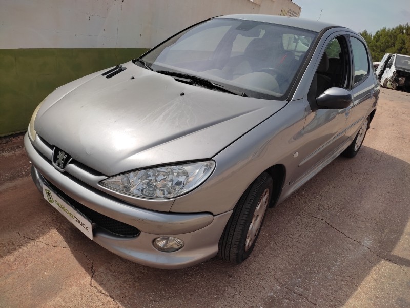 peugeot 206 berlina del año 2004