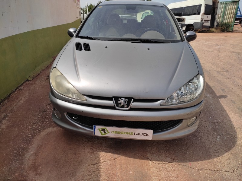 peugeot 206 berlina del año 2004