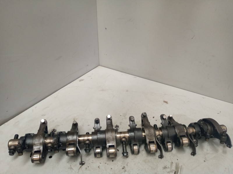 Recambio de eje balancines para iveco stralis (as) 11.1 diesel referencia OEM IAM 504372308 5801660756 5801660758