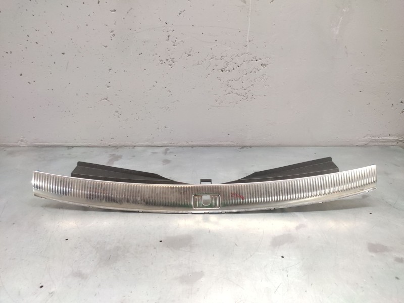 Recambio de guarnecidos maletero derecho para audi q7 (4l) 3.0 tdi (176kw) referencia OEM IAM 4L0864483  4L0864483A