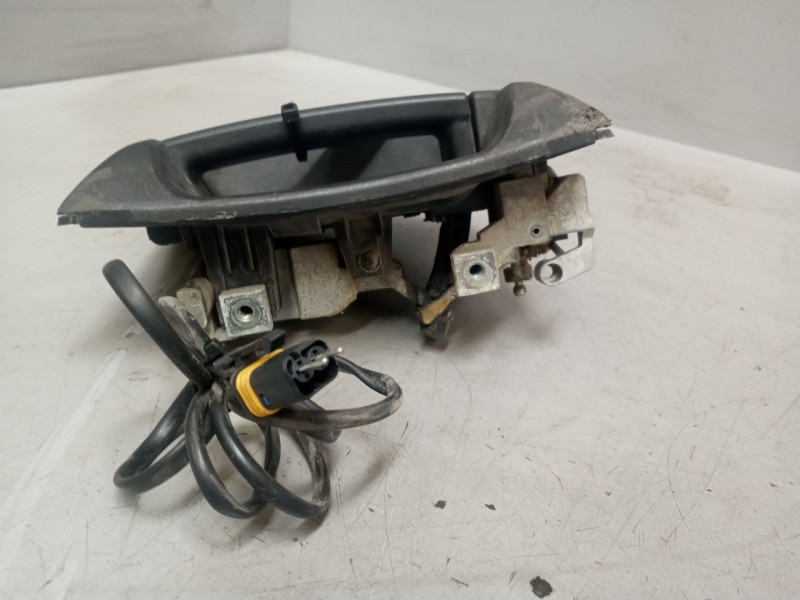 Recambio de maneta exterior delantera izquierda para man tgs referencia OEM IAM 81626416079  