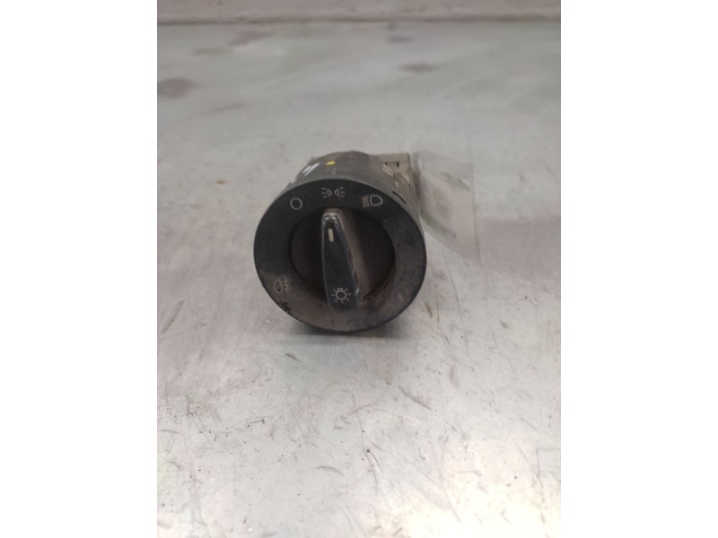 Recambio de mando luces para volkswagen polo berlina (6n2) conceptline referencia OEM IAM 1C0941531  