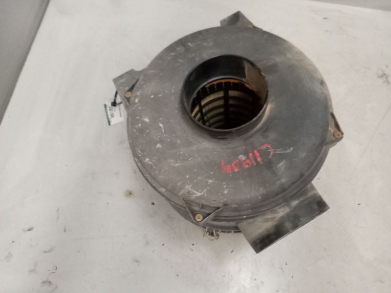 Recambio de filtro aire para nissan trucks atleon 140 referencia OEM IAM 4452692902  