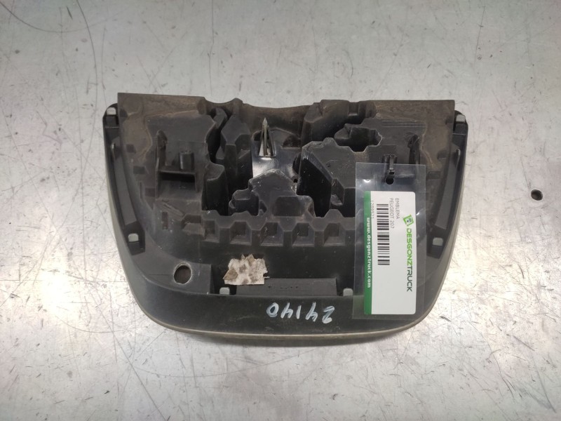 Recambio de emblema para peugeot 207 urban referencia OEM IAM   