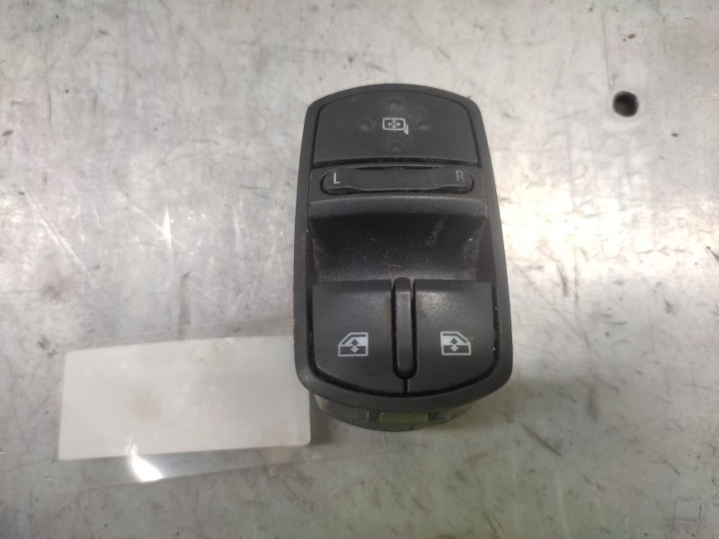 Recambio de mando elevalunas delantero izquierdo para opel corsa d cosmo referencia OEM IAM 13258521AA  