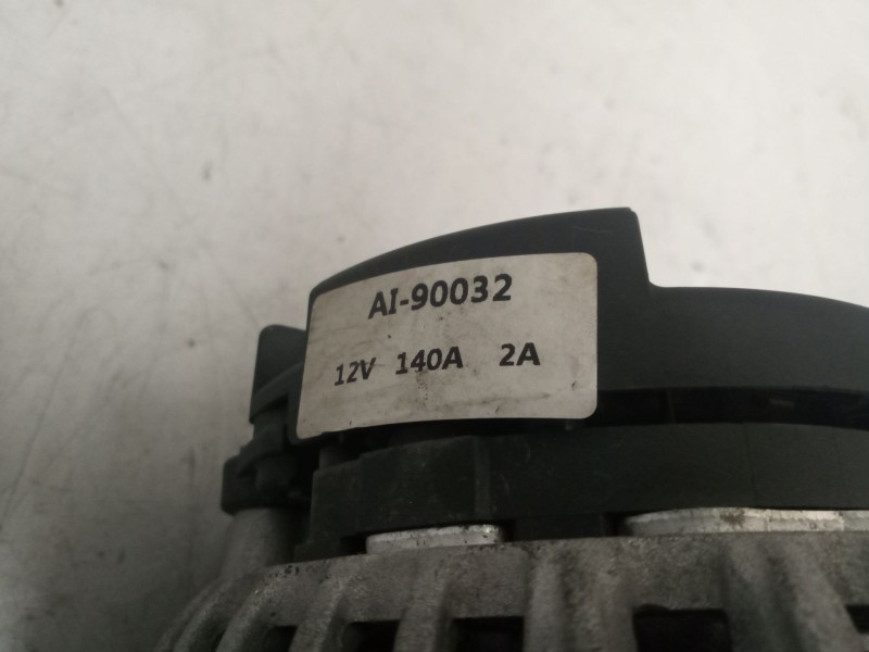 Recambio de alternador para iveco daily combi bus referencia OEM IAM AI-90032  12V/140A