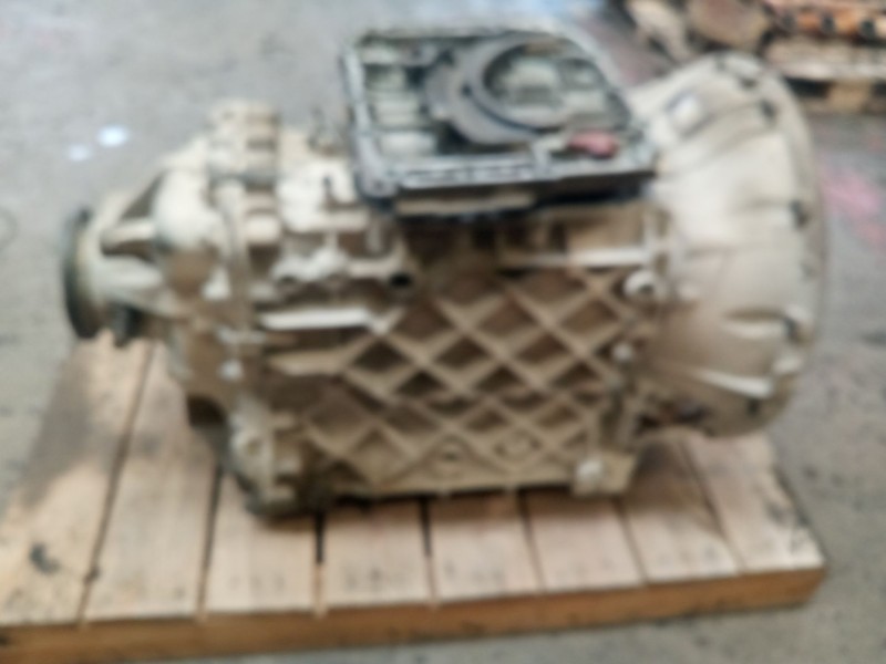 Recambio de despiece caja cambios para volvo fh xxx 12.8 diesel referencia OEM IAM AT2412C 20063940045 3190484