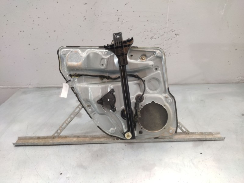 Recambio de elevalunas trasero derecho para volkswagen bora berlina (1j2) highline 4motion referencia OEM IAM 1J5839730G  