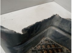 Recambio de peldaño derecho para iveco eurocargo 05.03  5.9 diesel referencia OEM IAM    2