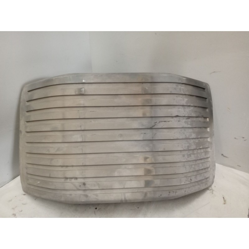 Recambio de tapa guardabarros trasero para mercedes-benz atego 6 cyl. 4x2 2005  1223 4x2 om 906 la nr l (largo) referencia OEM I