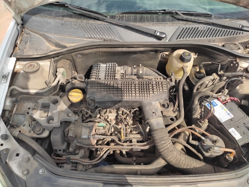 renault clio ii fase ii (b/cb0) del año 2004