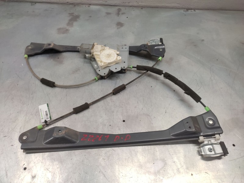 Recambio de elevalunas delantero derecho para ssangyong kyron 270 xdi limited 4wd referencia OEM IAM  2 PINS 