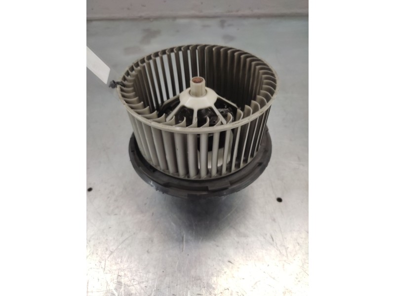 Recambio de ventilador calefaccion para seat alhambra (7v9) kids referencia OEM IAM 7M2819021D  
