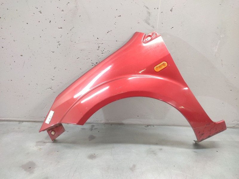 Recambio de aleta delantera izquierda para ford fiesta (cbk) ambiente referencia OEM IAM   