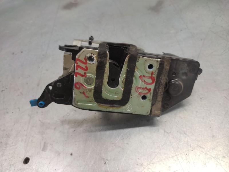 Recambio de cerradura puerta delantera derecha para ssangyong kyron 270 xdi limited 4wd referencia OEM IAM  5 PINS 